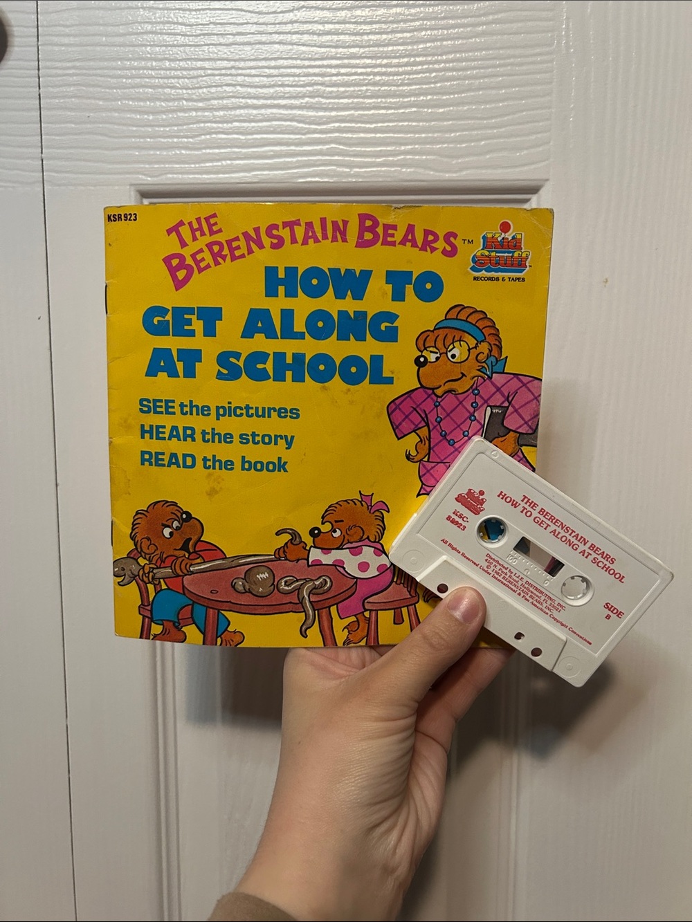 Berenstain Bears “How to Get Along at School” book with tape
